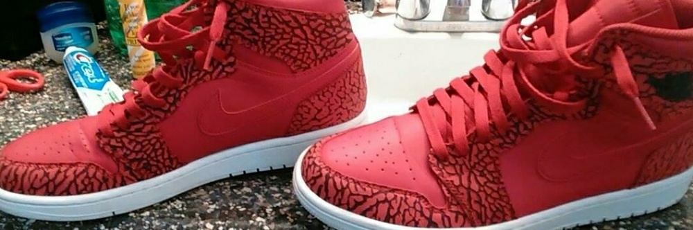 Shoes - Picture 2 of 8